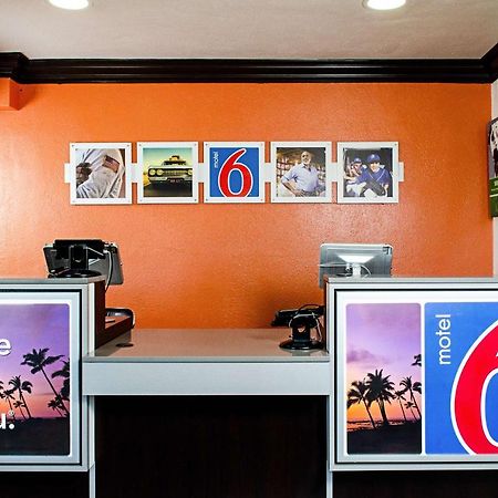 Motel 6-Modesto, Ca - Downtown Luaran gambar