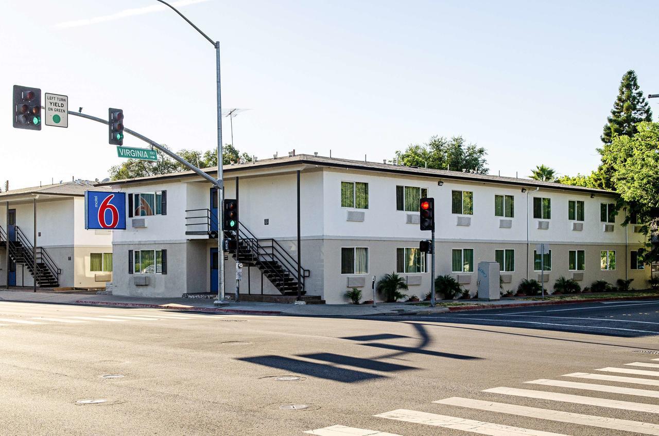 Motel 6-Modesto, Ca - Downtown Luaran gambar