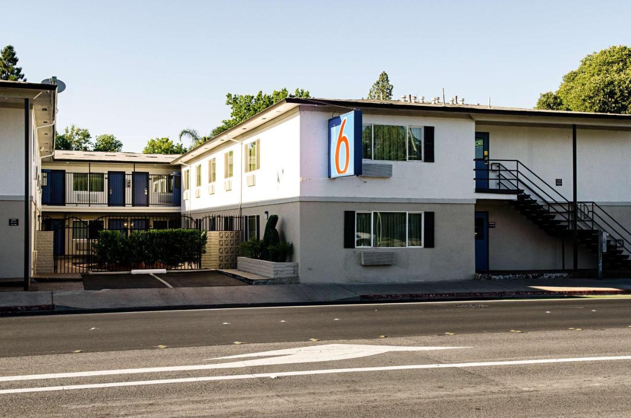 Motel 6-Modesto, Ca - Downtown Luaran gambar