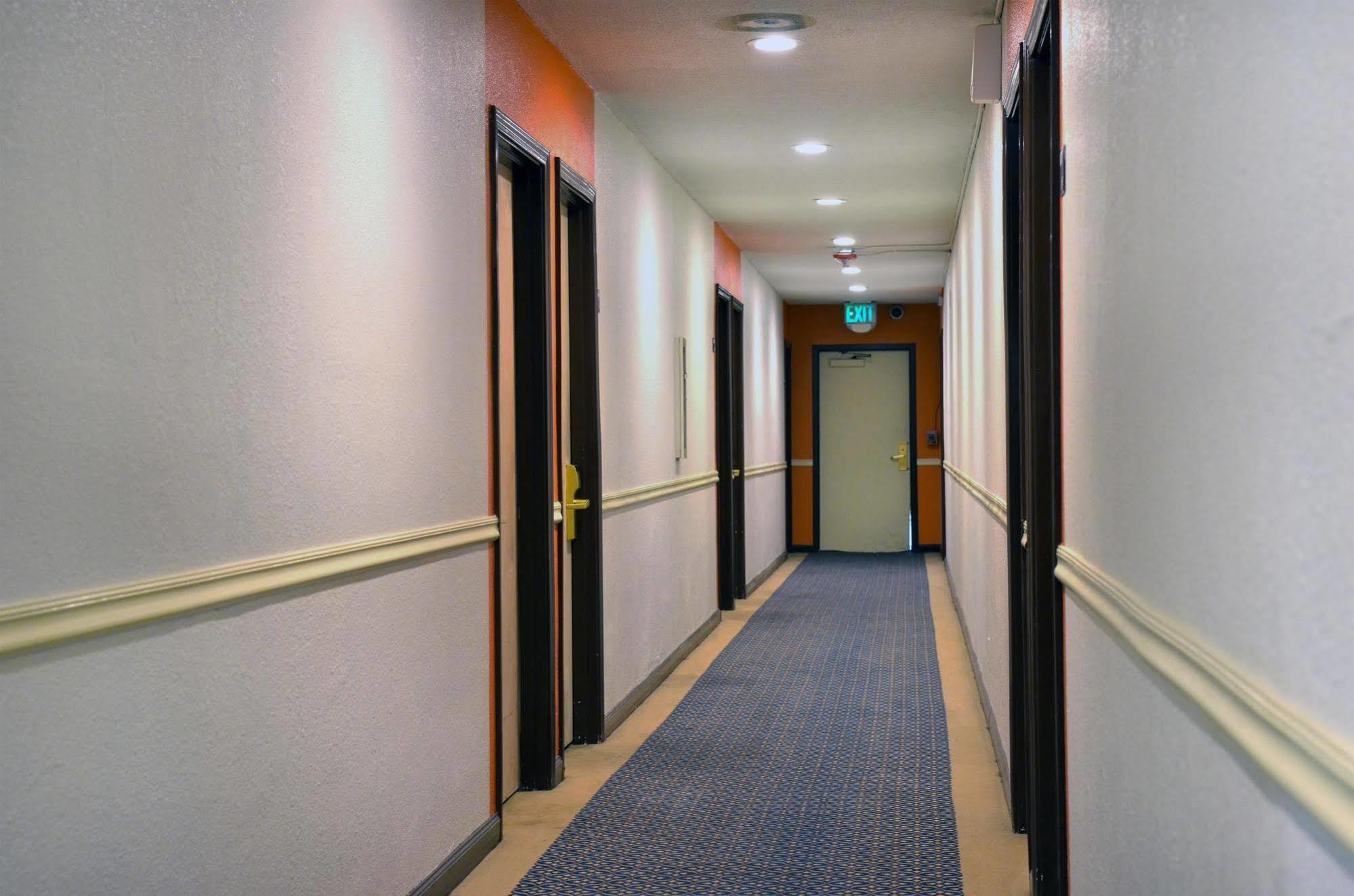 Motel 6-Modesto, Ca - Downtown Luaran gambar